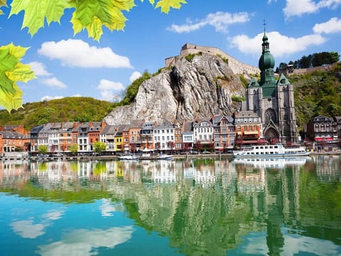 Maison fontaine du saxophone Apartment in Dinant