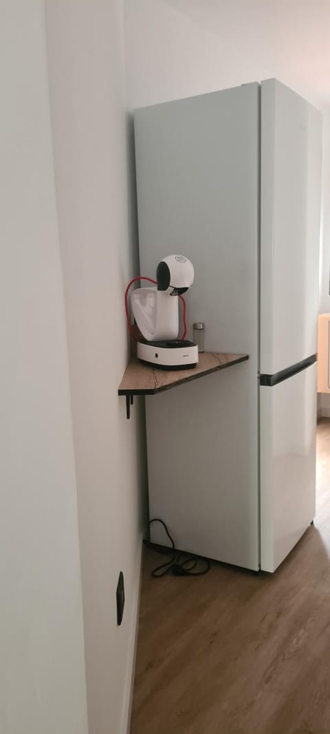 Coffee/tea facilities, Kitchen or kitchenette, oven