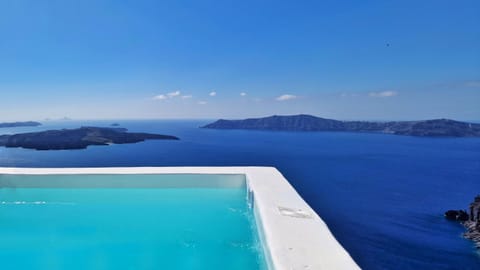Hot Tub, View (from property/room), Landmark view, Mountain view, Sea view