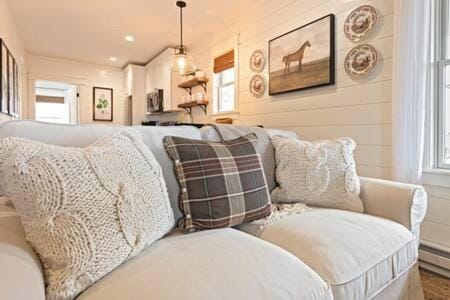 Kildahl House - Boutique Farmhouse Suite #2 Apartment in Dundee