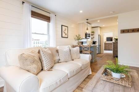 Kildahl House - Boutique Farmhouse Suite #4 Apartment in Dundee