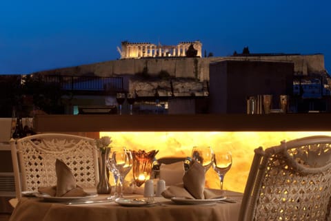 Restaurant/places to eat, Restaurant/places to eat, View (from property/room), Balcony/Terrace