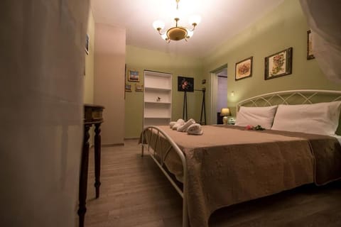 bougainvillea house 1 Apartment in Messenia