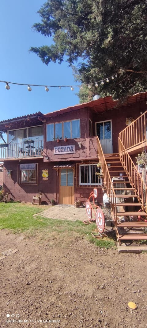 Posada "Villa Biker" Bed and Breakfast in Villa del Carbón