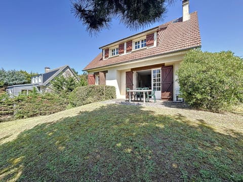 Maison avec Terrasse à 100m de la Plage, Jardin Clos, 3 Chambres, Proche Mont Saint-Michel - FR-1-361-457 House in Saint-Pair-sur-Mer