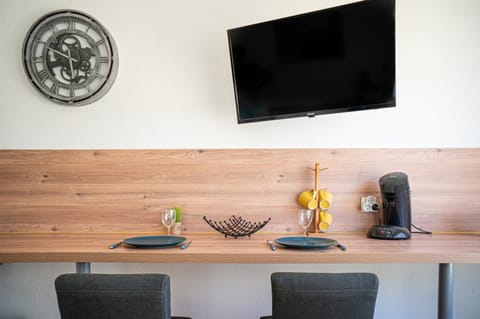 Appartement tout équipé avec parking à 6min à pied de la gare st charles Apartment in Marseille