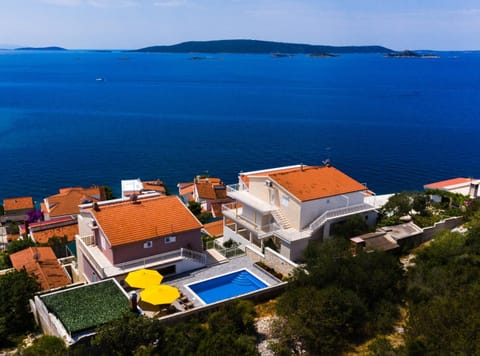 Property building, Bird's eye view