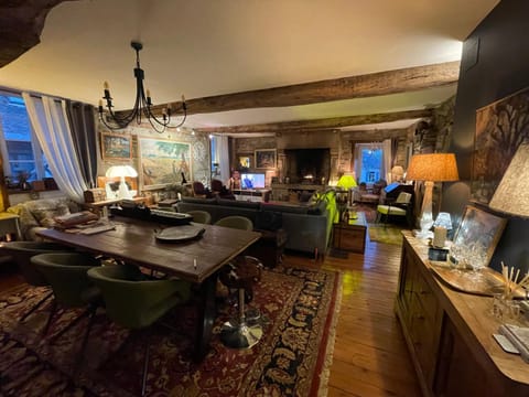 TV and multimedia, Living room