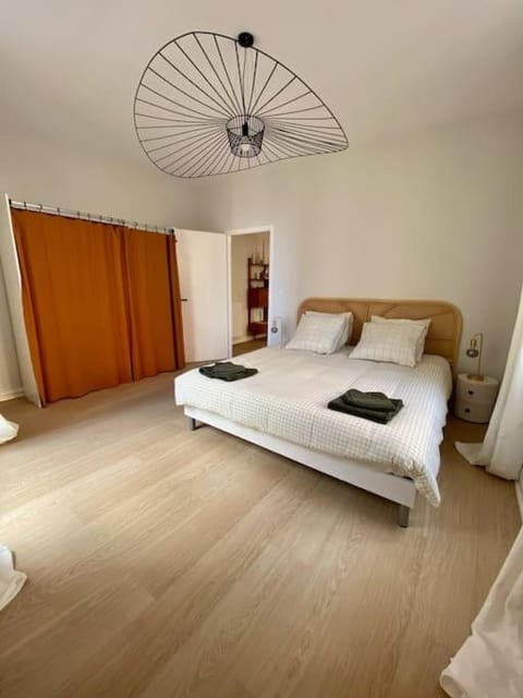 Centre ville Dijon gare / Darcy Apartment in Dijon