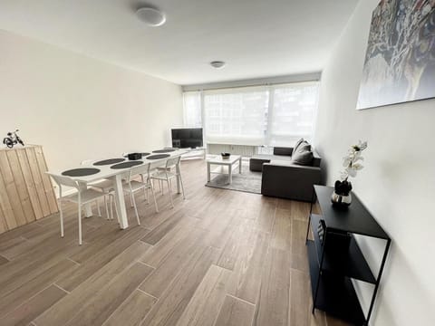 tirou 5 centre - gare - aéroport Apartment in Charleroi