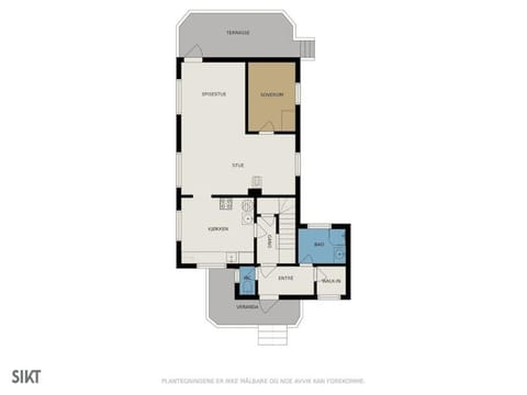 House with garage in central Lyngen House in Troms Og Finnmark