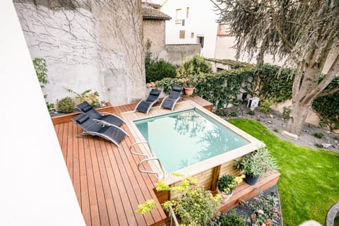 Balcony/Terrace, Pool view