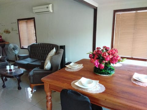 THE TREE HOUSE Apartment in Western Cape