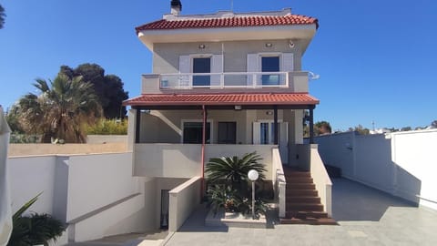 Property building, Day, View (from property/room), Area and facilities