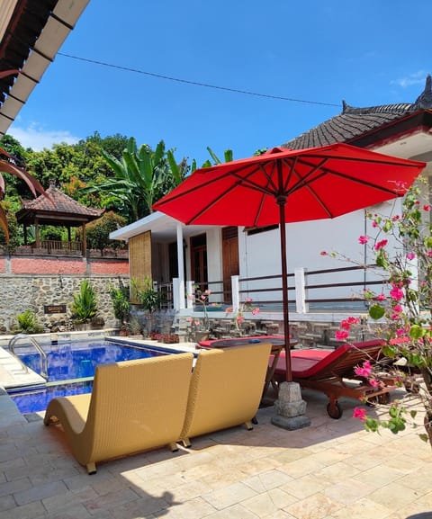 Kaia Lovina Guest House Bed and Breakfast in Buleleng