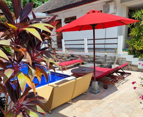 Kaia Lovina Guest House Bed and Breakfast in Buleleng