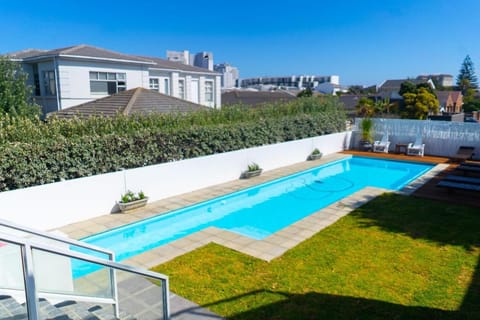 7th Wonder Beach Guest House Bed and Breakfast in Cape Town