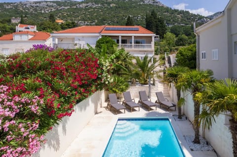 Garden view, Pool view, Swimming pool