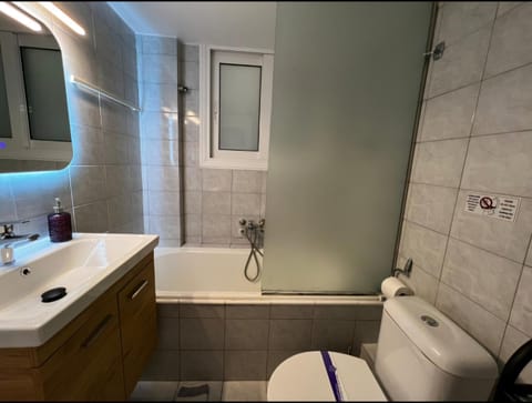 Plaka Apartment Apartment in Plaka