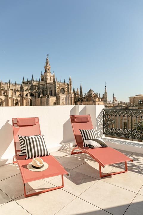 Day, View (from property/room), Balcony/Terrace, Balcony/Terrace, Landmark view, sunbed