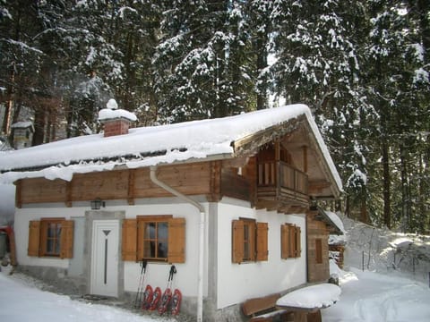 Property building, Day, Winter