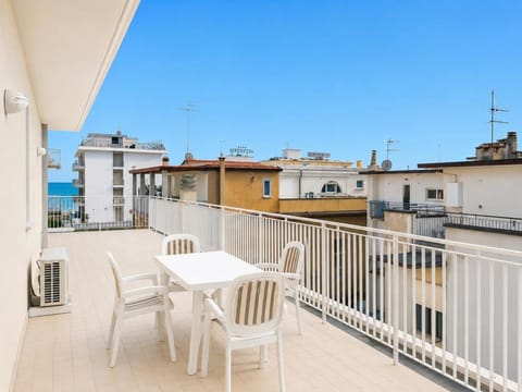 Balcony/Terrace, Balcony/Terrace