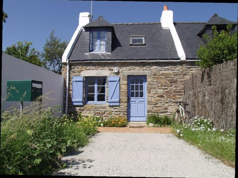 Charmante maison avec jardin, animaux admis, parking, proche Le Palais - FR-1-418-221 House in Brittany