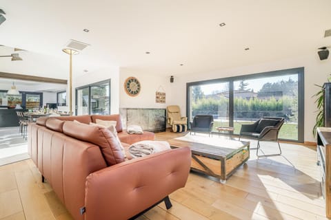 VILLA CADELIA Location de villa familiale Villa in Cabriès