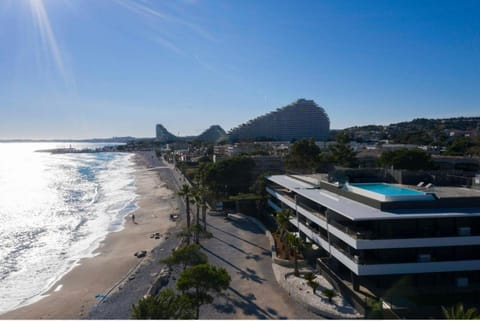 Property building, Bird's eye view, Swimming pool