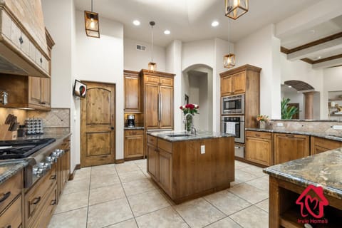 Bosque Retreat on the Rio - Single Story - 4 Kings House in Albuquerque