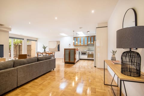Kitchen or kitchenette, Living room, Dining area