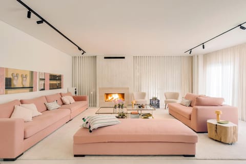 Communal lounge/ TV room, Living room