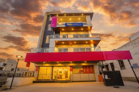 Property building, Facade/entrance