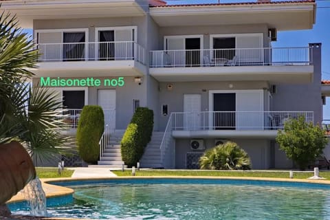 Family Maisonette with pool #5 House in Halkidiki