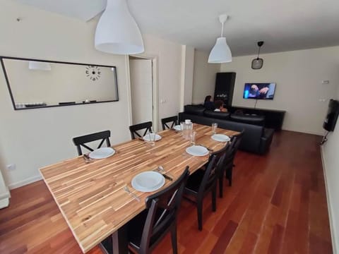 Communal lounge/ TV room, TV and multimedia, Living room