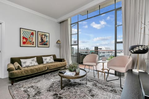 View (from property/room), Living room, Seating area