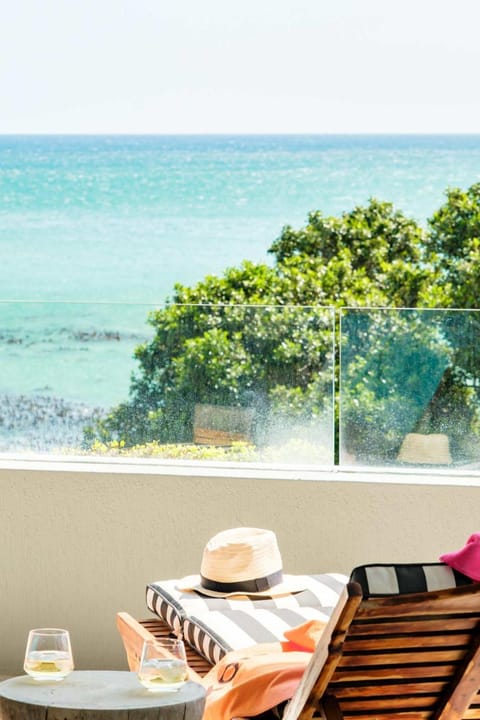 View (from property/room), Balcony/Terrace, Seating area, Sea view