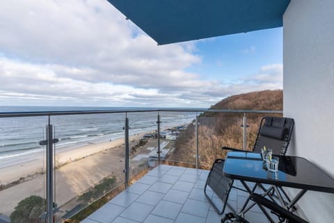 Natural landscape, View (from property/room), Balcony/Terrace, Beach, Sea view