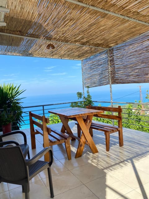 Patio, Day, Natural landscape, View (from property/room), Balcony/Terrace, Seating area, Dining area, Sea view