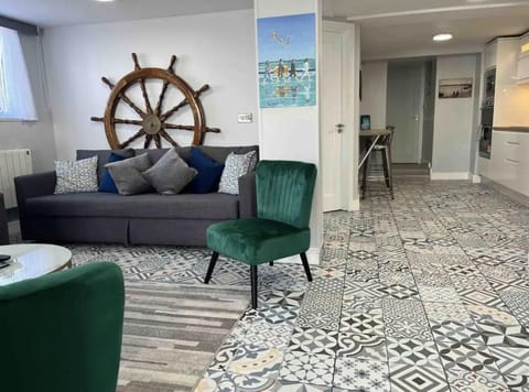 The Captains Wheel Apartment in Skerries