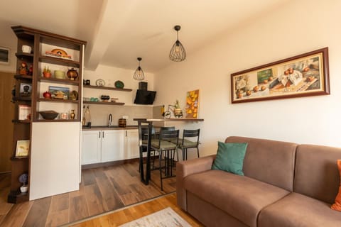 Kitchen or kitchenette, Living room, Dining area