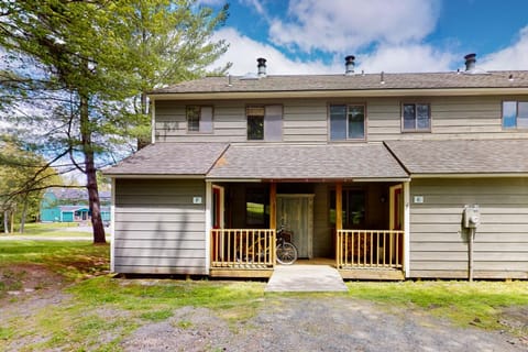 Glorious Scenery Apartment in West Dover