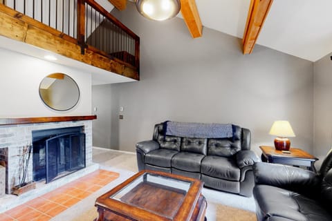 Glorious Scenery Apartment in West Dover