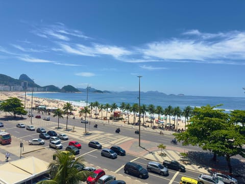 Rio Flat 2 Copacabana Beach Apartment in Rio de Janeiro