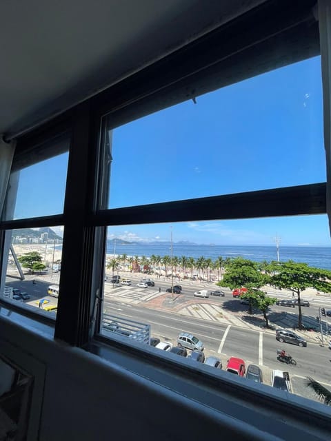 Rio Flat 2 Copacabana Beach Apartment in Rio de Janeiro