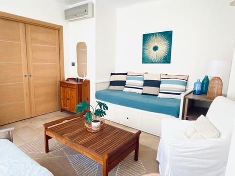 Living room, Bedroom