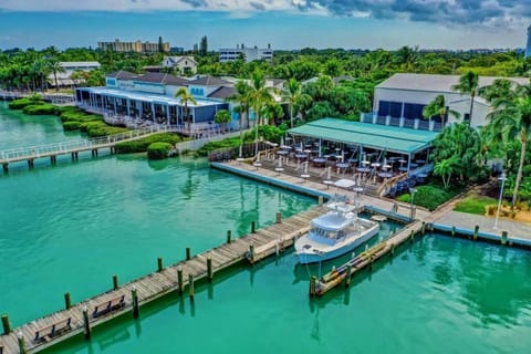 * NEW* The Bungalow Jupiter! - Moremoments Rentals House in Tequesta