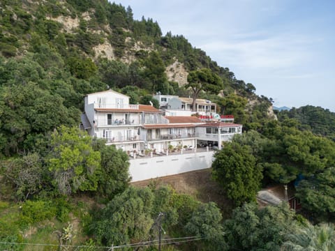 Property building, Bird's eye view, Balcony/Terrace