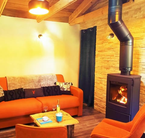 Living room, fireplace
