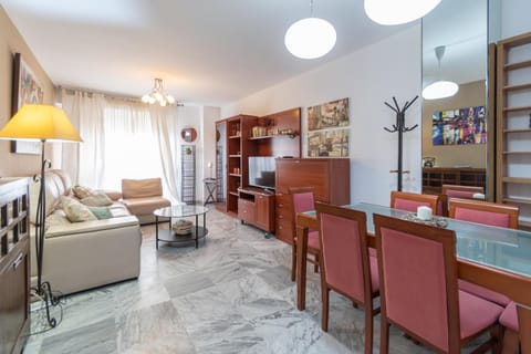 TV and multimedia, Living room, Dining area
